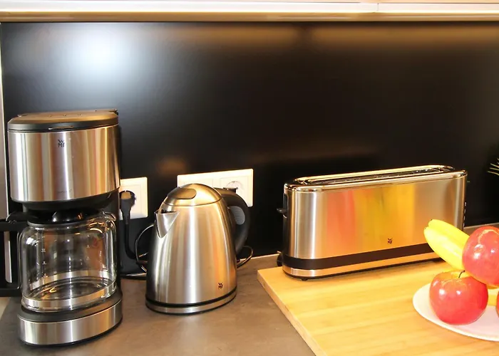 Hotel Ulm Zentrum - Komplettes Zimmer, Hochbett, Android Tv & Eigenem Bad - Perfekt Fuer Familien & Gruppen