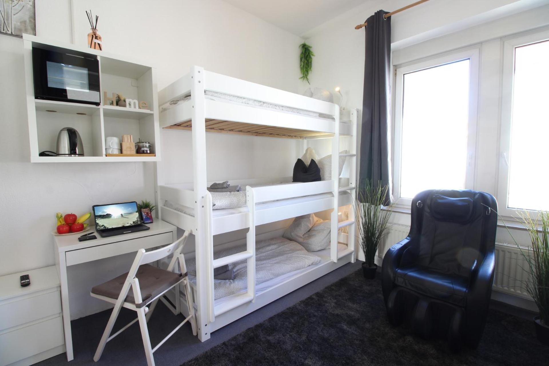 Zentrum - Komplettes Zimmer, Hochbett, Android Tv & Eigenem Bad - Perfekt Fuer Familien & Gruppen Hotel Ulm