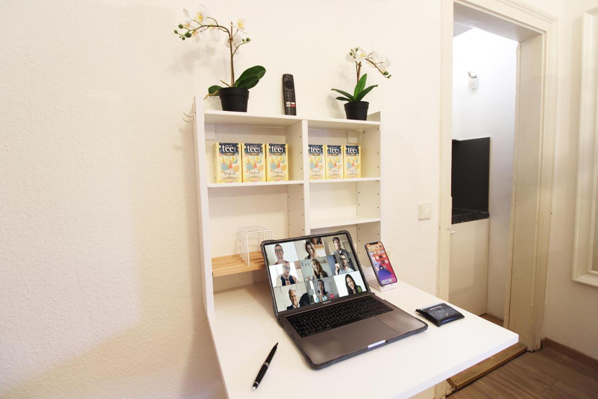 Hotel Zentrum - Komplettes Zimmer, Hochbett, Android Tv & Eigenem Bad - Perfekt Fuer Familien & Gruppen *