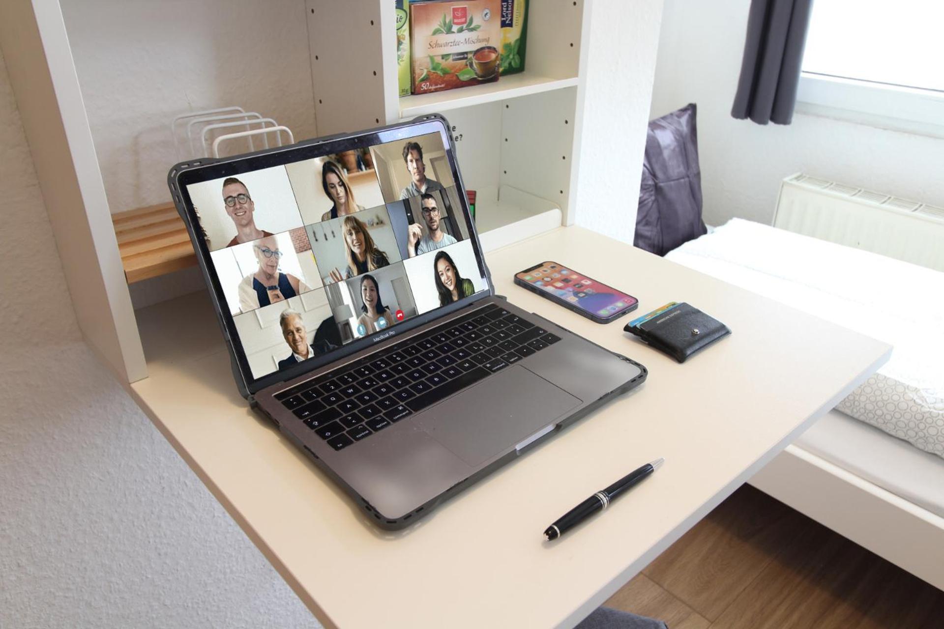 Zentrum - Komplettes Zimmer, Hochbett, Android Tv & Eigenem Bad - Perfekt Fuer Familien & Gruppen Ulm