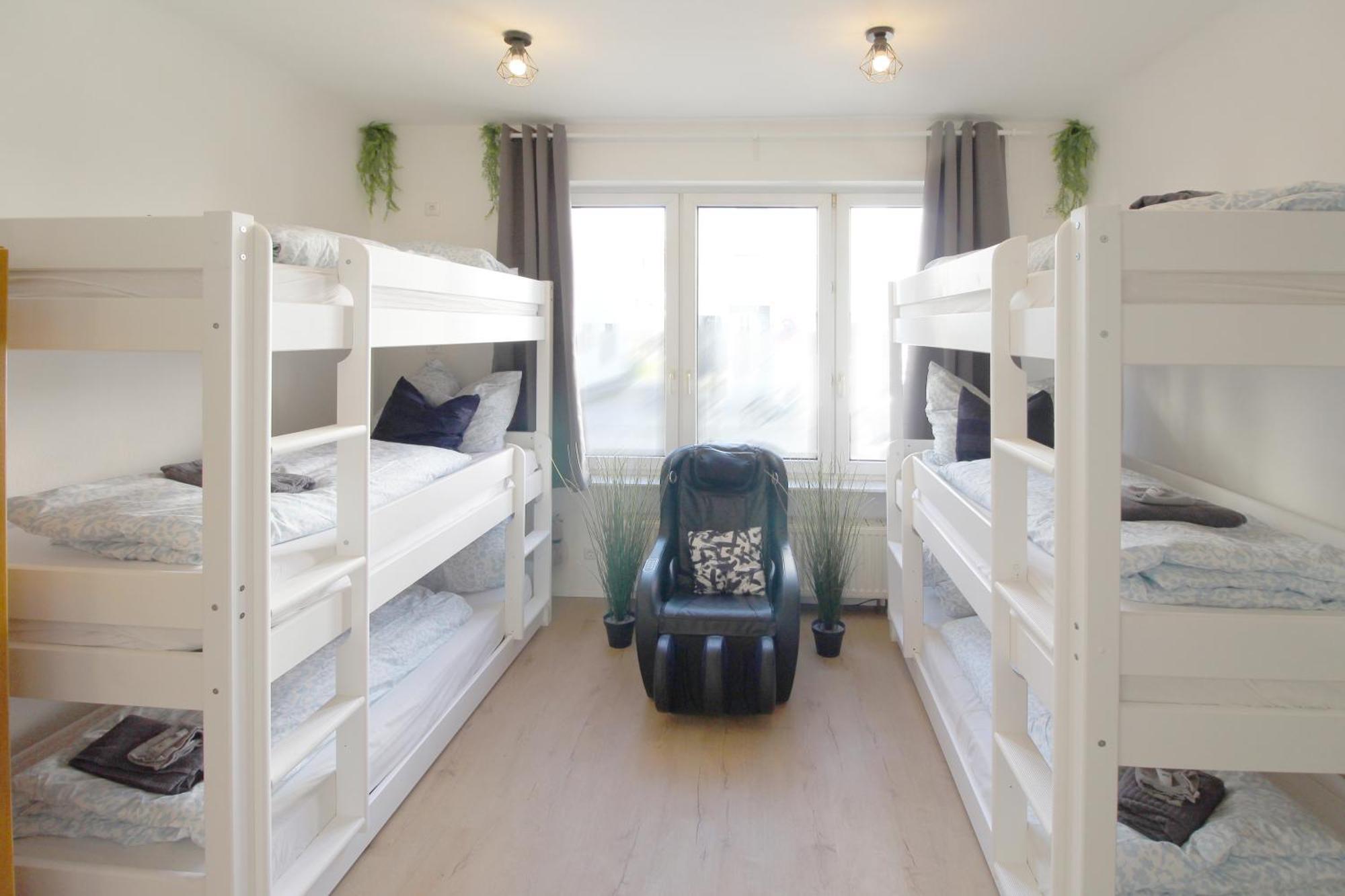 Hotel Zentrum - Komplettes Zimmer, Hochbett, Android Tv & Eigenem Bad - Perfekt Fuer Familien & Gruppen Ulm
